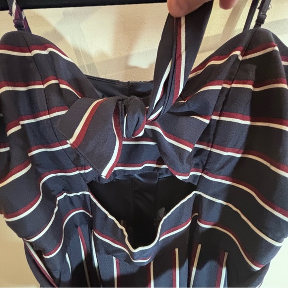 BARDOT Sz 8 Medium Jumpsuit Wide Leg Front Bow Spaghetti Straps Zipper Closure - Picture 4 of 14